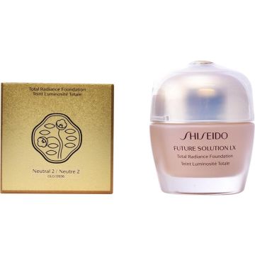 Shiseido Future Solution LX Total Radiance Foundation 30 ml