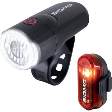 Sigma Sport AURA 30 Fietsverlichting Set - Led Koplamp 30 Lux - CURVE Achterlicht - inclusief batterijen