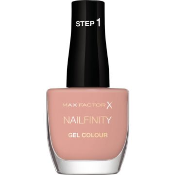 Max Factor Nailfinity Gel Colour Nagellak - 200 The Icon