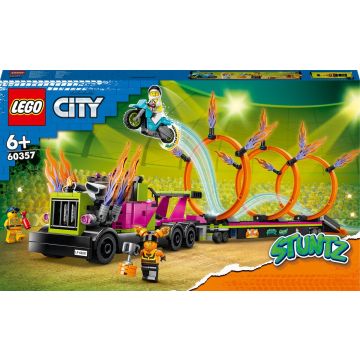 LEGO City Stuntz Stunttruck &amp; Ring of Fire-uitdaging Set - 60357